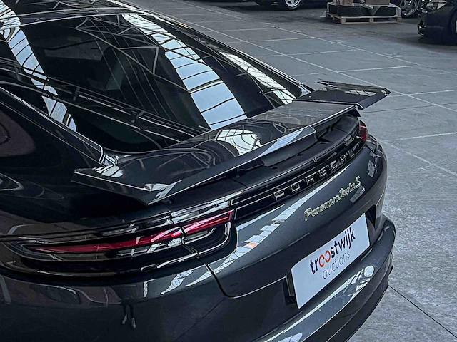 Porsche panamera turbo s e-hybrid 4.0 v8 680pk -akrapovic- 2017 (origineel-nl) - afbeelding 7 van  73