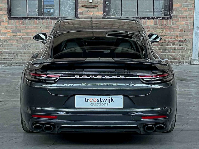 Porsche panamera turbo s e-hybrid 4.0 v8 680pk -akrapovic- 2017 (origineel-nl) - afbeelding 9 van  73