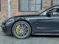 Porsche panamera turbo s e-hybrid 4.0 v8 680pk -akrapovic- 2017 (origineel-nl) - afbeelding 19 van  73