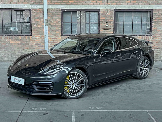 Porsche panamera turbo s e-hybrid 4.0 v8 680pk -akrapovic- 2017 (origineel-nl) - afbeelding 12 van  73