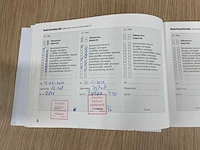 Porsche panamera turbo s e-hybrid 4.0 v8 680pk -akrapovic- 2017 (origineel-nl) - afbeelding 28 van  73
