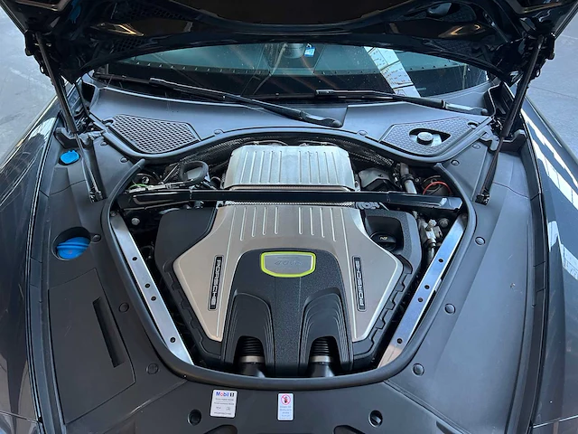 Porsche panamera turbo s e-hybrid 4.0 v8 680pk -akrapovic- 2017 (origineel-nl) - afbeelding 54 van  73