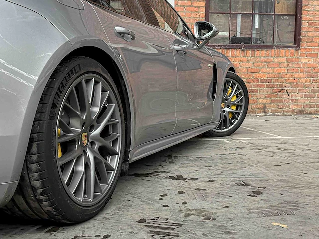 Porsche panamera turbo s e-hybrid 4.0 v8 sport-chrono (new-model) 2017 680pk (origineel-nl), pj-247-z - afbeelding 9 van  60