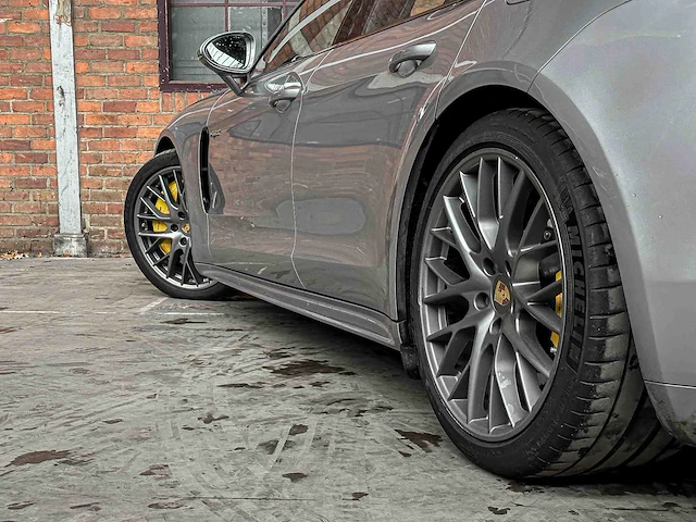 Porsche panamera turbo s e-hybrid 4.0 v8 sport-chrono (new-model) 2017 680pk (origineel-nl), pj-247-z - afbeelding 16 van  60