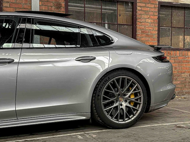 Porsche panamera turbo s e-hybrid 4.0 v8 sport-chrono (new-model) 2017 680pk (origineel-nl), pj-247-z - afbeelding 21 van  60