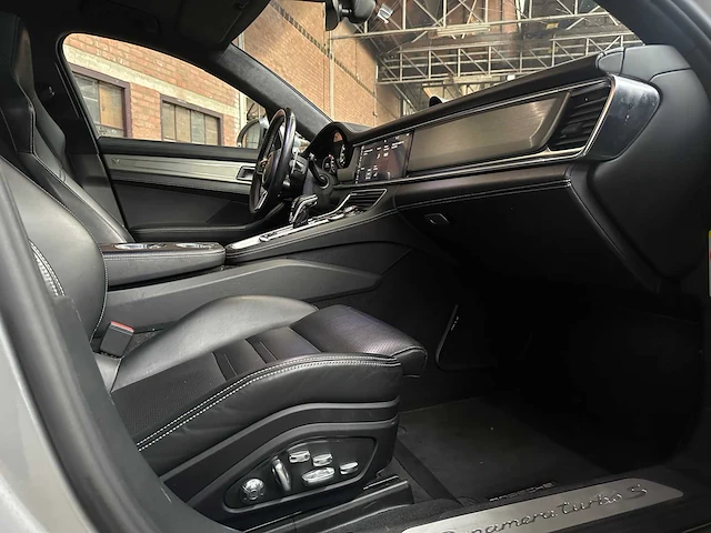 Porsche panamera turbo s e-hybrid 4.0 v8 sport-chrono (new-model) 2017 680pk (origineel-nl), pj-247-z - afbeelding 44 van  60