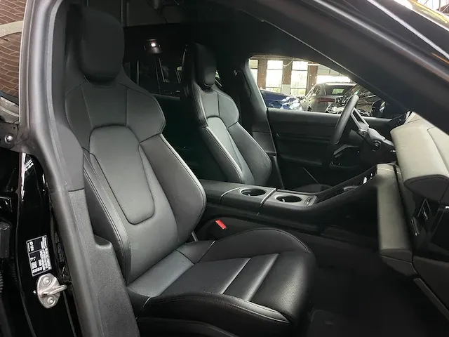 Porsche taycan 4 cross turismo performance sport-chrono 476pk 2023 -fabrieksgarantie- - afbeelding 42 van  57