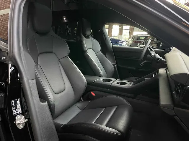 Porsche taycan 4 cross turismo performance sport-chrono 476pk 2023 -fabrieksgarantie- - afbeelding 47 van  57