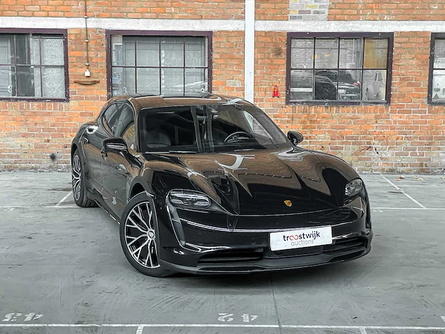 Porsche taycan 4s cross turismo (sport chrono) 93 kwh 571pk 2021 - afbeelding 42 van  45