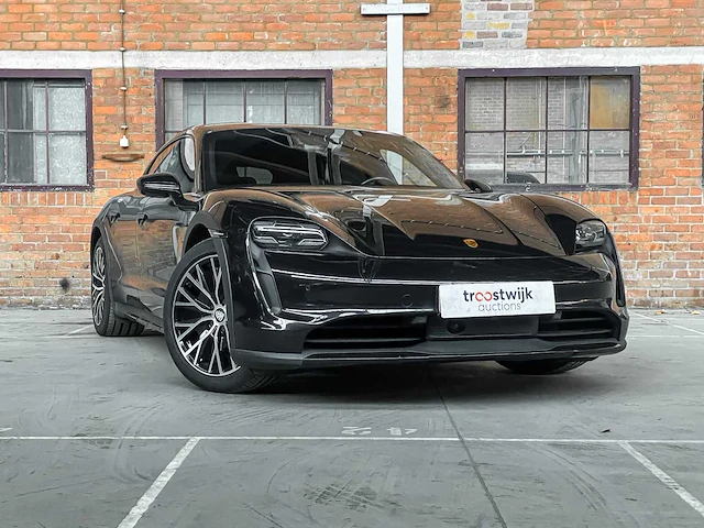 Porsche taycan 4s cross turismo (sport chrono) 93 kwh 571pk 2021 - afbeelding 43 van  45