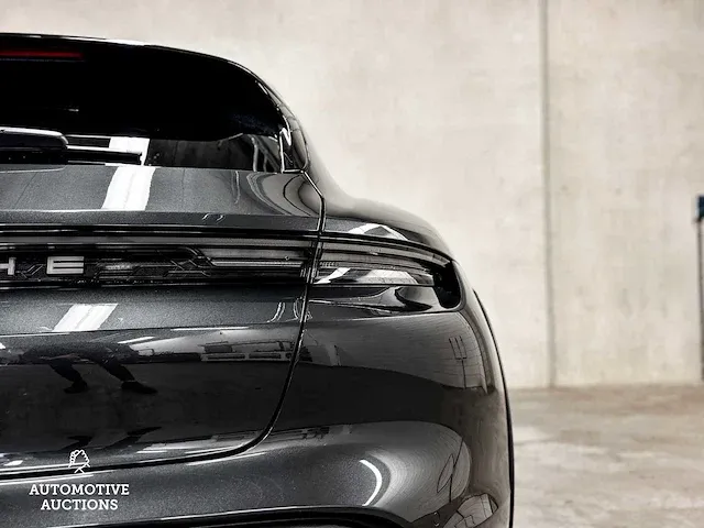 Porsche taycan cross turismo 4 93 kwh 381pk 2021 orig-nl, n-035-vj - afbeelding 11 van  55