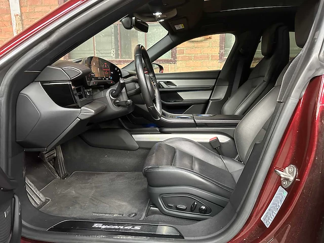 Porsche taycan cross turismo 4s 93 kwh 571pk 2021 sport-chrono (origineel-nl + 1e eigenaar), nl-kenteken - afbeelding 37 van  51