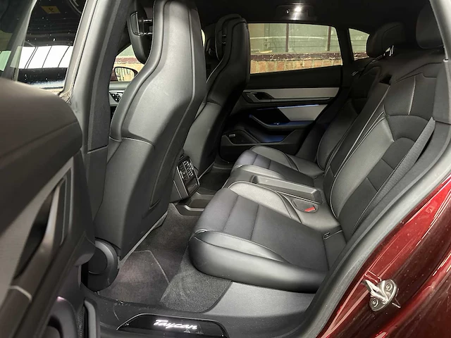 Porsche taycan cross turismo 4s 93 kwh 571pk 2021 sport-chrono (origineel-nl + 1e eigenaar), nl-kenteken - afbeelding 40 van  51