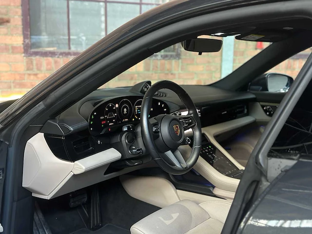 Porsche taycan cross turismo 4s 93 kwh sport-chrono 571pk 2021 (origineel-nl + 1e eigenaar), nl-kenteken - afbeelding 25 van  74