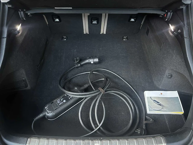 Porsche taycan cross turismo 4s 93 kwh sport-chrono 571pk 2021 (origineel-nl + 1e eigenaar), nl-kenteken - afbeelding 53 van  74