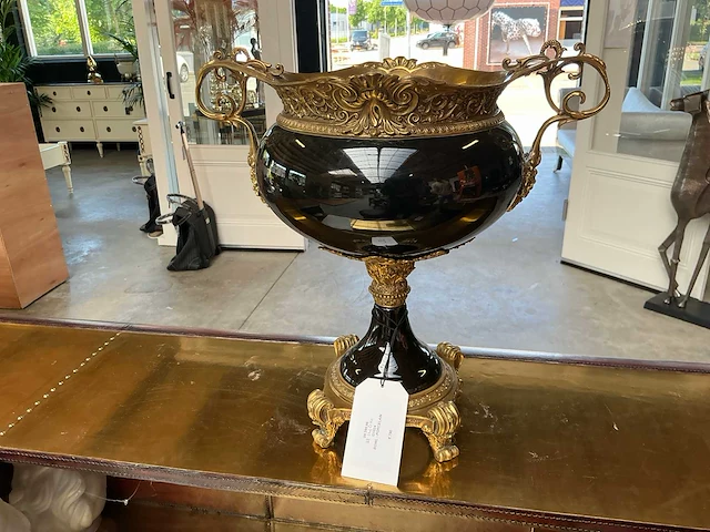 Porselein / bronzen vaas - afbeelding 1 van  4