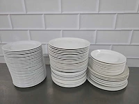Porseleinen borden (70x) - afbeelding 1 van  4