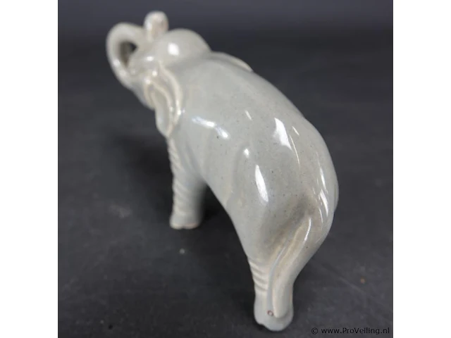 Porseleinen olifant - afbeelding 3 van  5