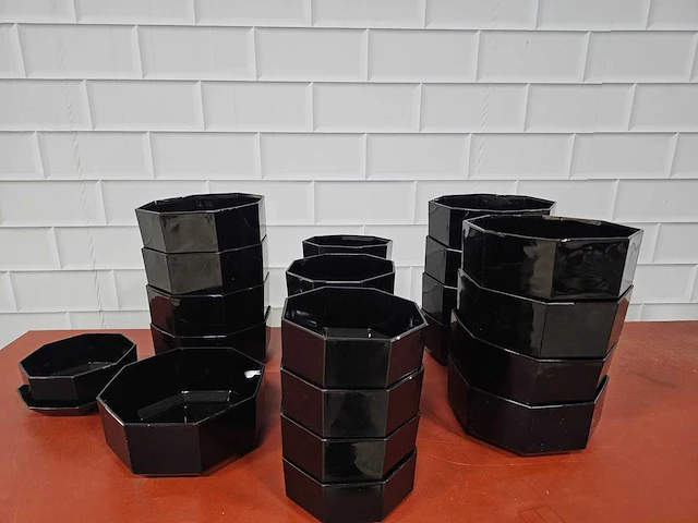 Porseleinen schaal (26x) - afbeelding 1 van  5