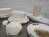 Porseleinen schalen en serveer plateaus (34x) - afbeelding 4 van  5