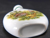 Porseleinen snuffbottle - afbeelding 3 van  3