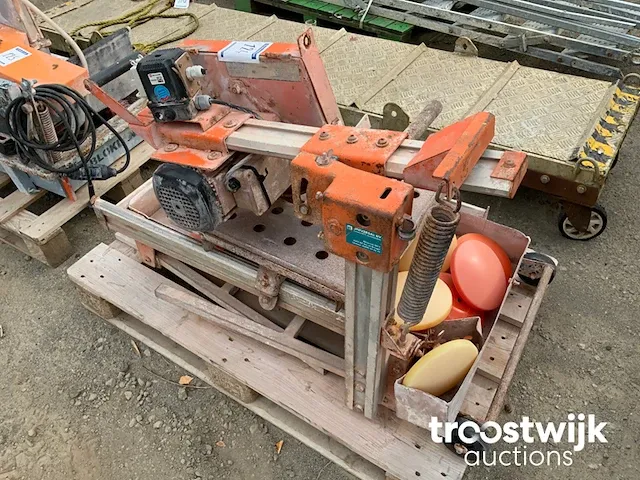 Portable steenzaagmachine - afbeelding 6 van  6
