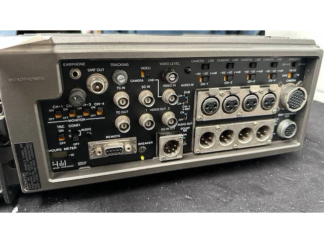 Portable video cassette recorder sony, bvw-35p - afbeelding 5 van  6