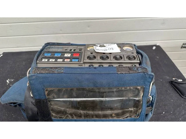 Portable video cassette recorder sony, bvw-35p - afbeelding 6 van  6