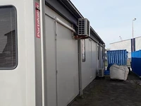 Portakabin met 2 kantoren, gang, toiletten en kantine/keuken met inbouwapparatuur - 1800x400x300 cm - afbeelding 28 van  60