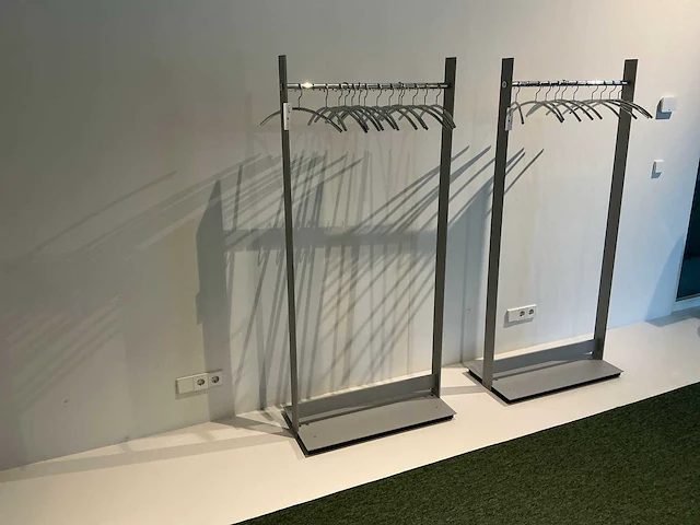 Portemanteau - afbeelding 1 van  5