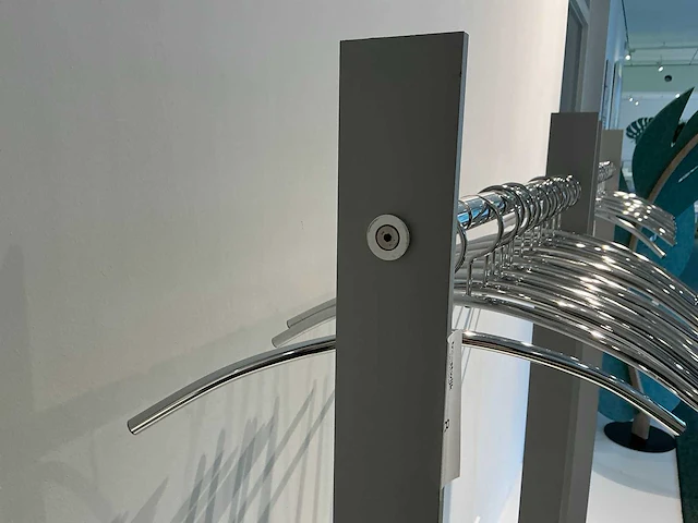 Portemanteau - afbeelding 4 van  5