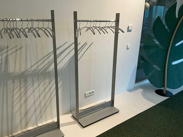 Portemanteau - afbeelding 1 van  5