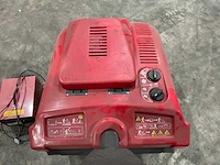 Portotecnica lion 600e zelfrijdende veegmachine - afbeelding 7 van  9