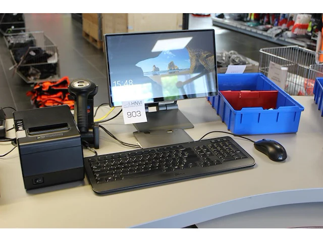 Pos kassasysteem poindus met 8 gb ram geheugen en 120 gb harde schijf. windows 10 geïnstalleerd, touchscree... - afbeelding 1 van  2