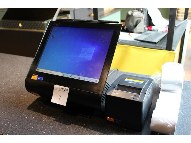 Pos kassasysteen toshiba mt 6140-e4c met bonnenprinter. - afbeelding 1 van  4
