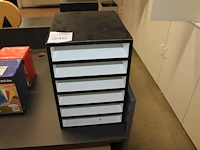 Postbak a 26 x 32 x 37 met zes vakken. - afbeelding 1 van  1
