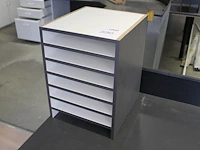 Postbak met zes vakken. afmeting 26 x 32 x 37 - afbeelding 1 van  1