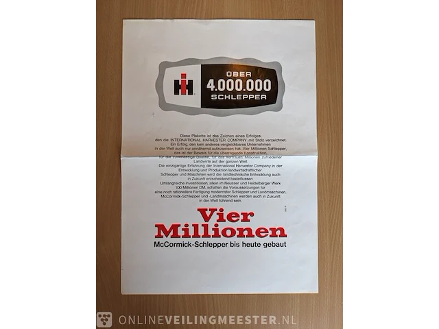 Poster international, uber 4.000.000 schlepper - afbeelding 1 van  5