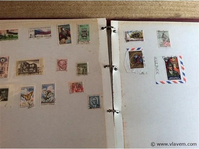 Postzegels album divers - afbeelding 7 van  7
