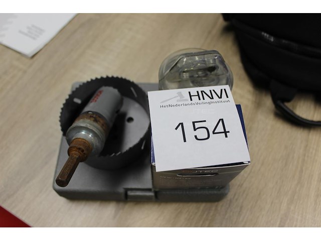 Potboren in diverse maten en uitvoeringen. - afbeelding 1 van  2