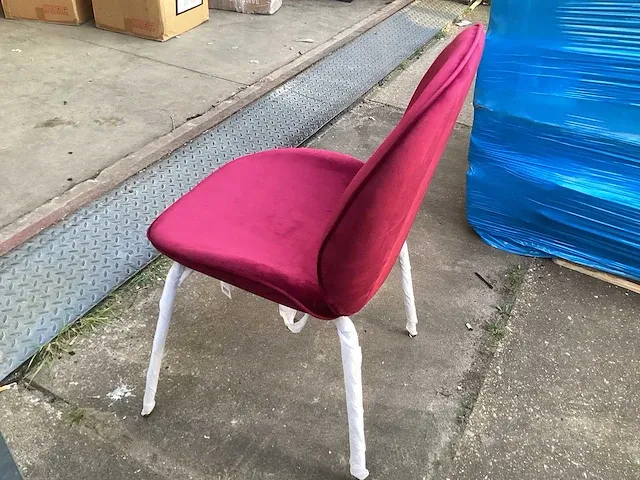 Potiron paris - velvet - goude poten - eetkamerstoelen (8x) - afbeelding 4 van  6