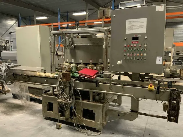 Potten vulmachine met sluitlijn - afbeelding 12 van  25
