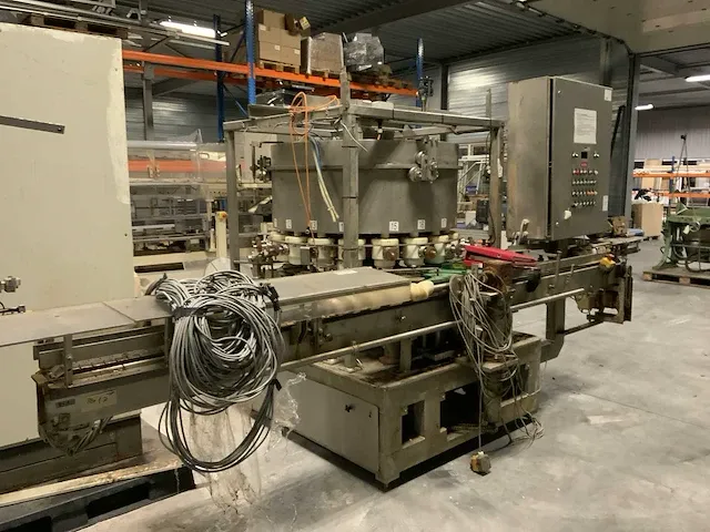Potten vulmachine met sluitlijn - afbeelding 19 van  25