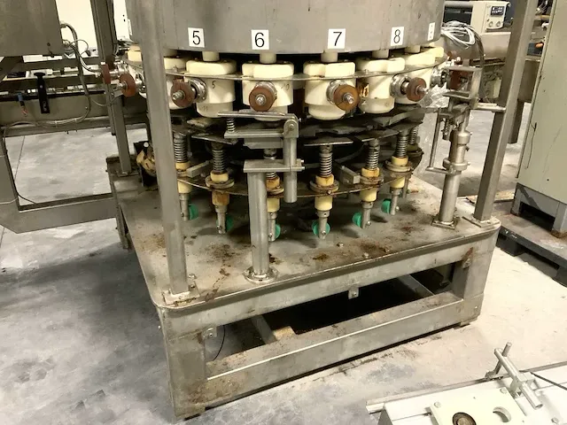 Potten vulmachine met sluitlijn - afbeelding 22 van  25