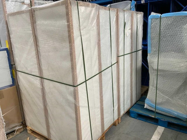 Povag lockerkast 4-deurs (2x) - afbeelding 5 van  5