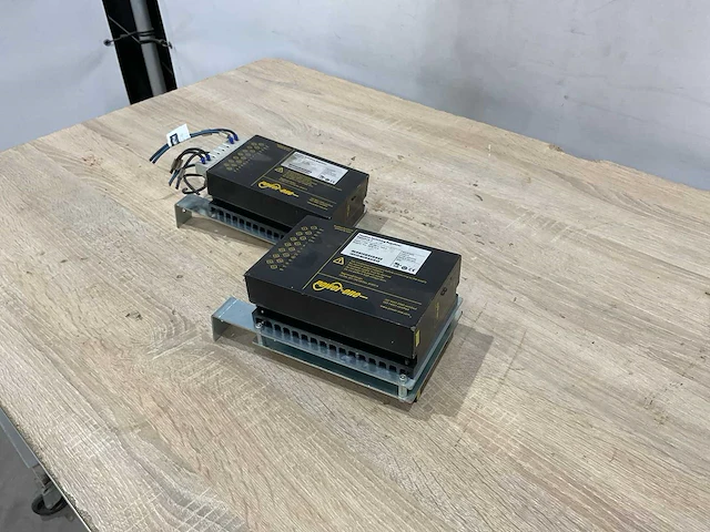 Power one pss2412-7 elektrisch onderdeel (2x) - afbeelding 1 van  10
