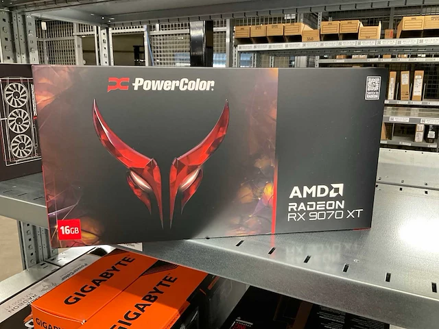 Powercolor amd radeon rx9070xt videokaart - afbeelding 1 van  5