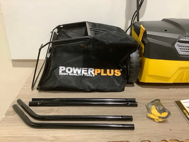 Powerplus powxg7513 grasmaaier - afbeelding 2 van  3