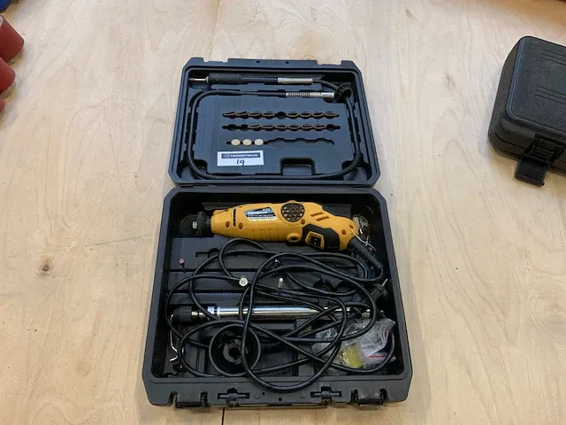 Powerplus x1340 fijnslijper graveermachine - afbeelding 1 van  5