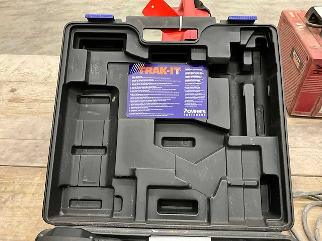 Powers trak-it w3 34cdh pneumatische tacker - afbeelding 6 van  6
